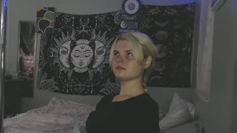 Snapshot of venusastar chatting on 5, 11, 2025 Miss Venus online show from 5, 11, 2025