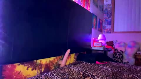 Venus online show from 25, 2, 2025