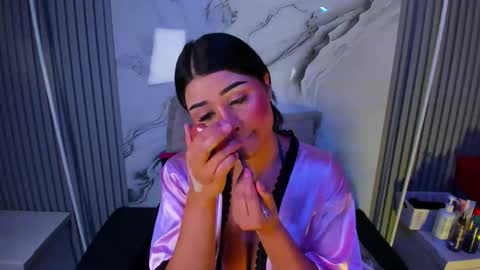 Venusowen  online show from 24, 4, 2026