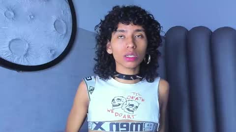 Snapshot of venuss_03 chatting on 24, 9, 2025 venuss_03 online show from 24, 9, 2025