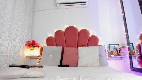 VENUS online show from 4, 3, 2026