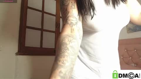 Snapshot of vera_lux chatting on 9, 5, 2026 Vera Lux online show from 9, 5, 2026
