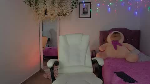 Verasilk online show from 7, 3, 2026