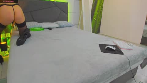 Vera online show from 8, 4, 2026