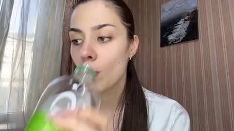 Ayla online show from 25, 4, 2026