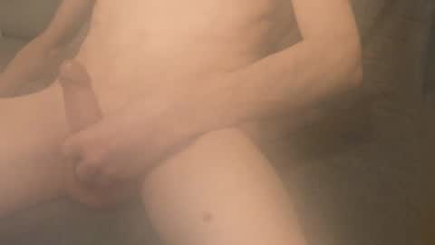 Snapshot of vern37 chatting on 27, 1, 2025 vern37 online show from 27, 1, 2025