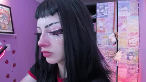     online show from 28, 11, 2025