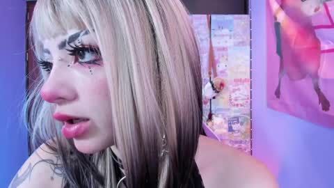     online show from 21, 4, 2026