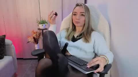Catalina online show from 8, 6, 2026