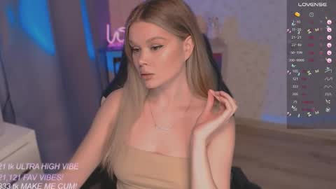 Snapshot of veronaaura chatting on 5, 10, 2025 Tiffany online show from 5, 10, 2025