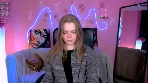 Snapshot of veronica_bubble chatting on 5, 5, 2026 Ronni online show from 5, 5, 2026