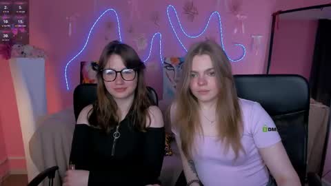 Snapshot of veronica_bubble chatting on 22, 5, 2026 Ronni online show from 22, 5, 2026