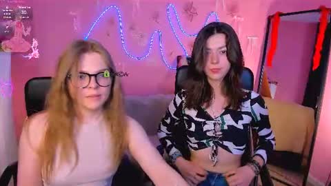 Snapshot of veronica_bubble chatting on 9, 6, 2026 Ronni online show from 9, 6, 2026