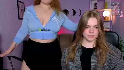 Snapshot of veronica_bubble chatting on 10, 6, 2026 Ronni online show from 10, 6, 2026