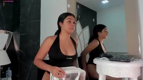 Snapshot of veronica_m0ntiel chatting on 18, 7, 2026 Veronica online show from 18, 7, 2026