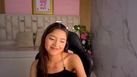 veronicaa_s online show from 4, 7, 2026