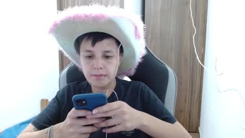 Veronica Clark online show from 7, 3, 2025