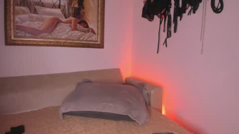 veronicasmith_os online show from 27, 6, 2026