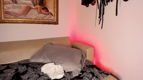 veronicasmith_os online show from 7, 7, 2026