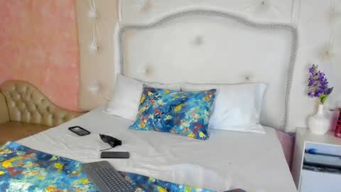 Veronika  online show from 21, 7, 2026