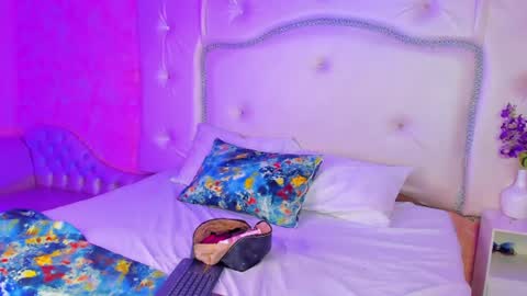 Veronika  online show from 24, 7, 2026