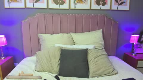 Veronica  online show from 22, 1, 2025