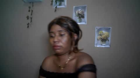 Snapshot of verronique1511 chatting on 29, 4, 2026 verronique1511 online show from 29, 4, 2026