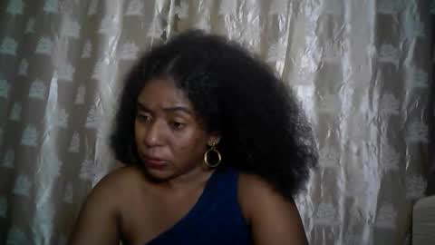 Snapshot of verronique1511 chatting on 12, 5, 2026 verronique1511 online show from 12, 5, 2026