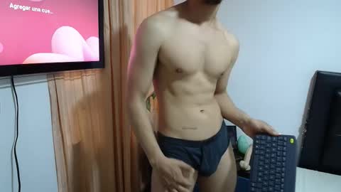 Snapshot of versatileguuy chatting on 15, 3, 2026 versatileguuy online show from 15, 3, 2026