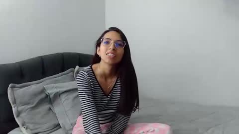 Snapshot of very_hard2 chatting on 18, 1, 2026 very_hard2 online show from 18, 1, 2026