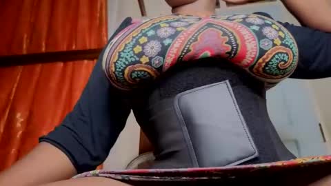 verygoodbadgirl_ebony online show from 6, 3, 2026