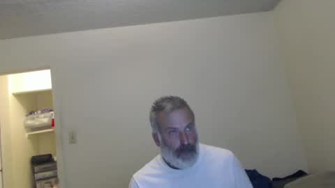 Snapshot of veryveryhairmanindenver chatting on 11, 12, 2024 hairy man online show from 11, 12, 2024