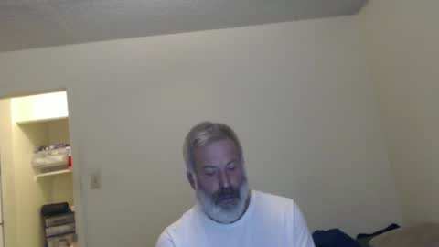 Snapshot of veryveryhairmanindenver chatting on 13, 12, 2024 hairy man online show from 13, 12, 2024