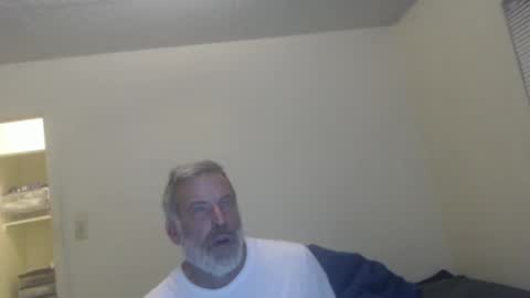 Snapshot of veryveryhairmanindenver chatting on 18, 12, 2024 hairy man online show from 18, 12, 2024