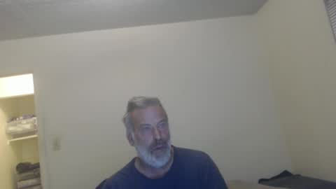 Snapshot of veryveryhairmanindenver chatting on 22, 12, 2024 hairy man online show from 22, 12, 2024