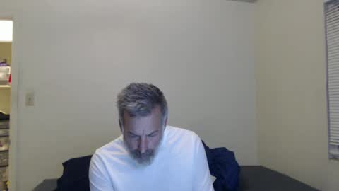 Snapshot of veryveryhairmanindenver chatting on 24, 12, 2024 hairy man online show from 24, 12, 2024