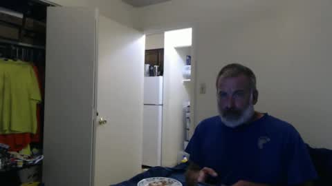 Snapshot of veryveryhairmanindenver chatting on 12, 9, 2025 hairy man online show from 12, 9, 2025