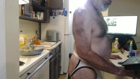 Snapshot of veryveryhairmanindenver chatting on 17, 9, 2025 hairy man online show from 17, 9, 2025