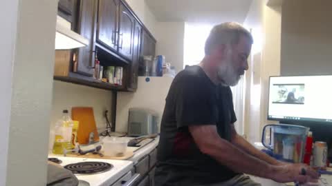 Snapshot of veryveryhairmanindenver chatting on 20, 9, 2025 hairy man online show from 20, 9, 2025