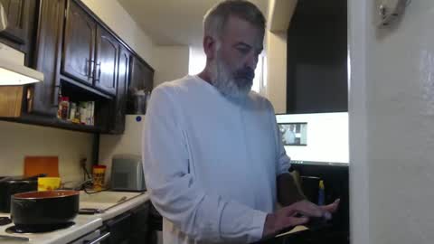 Snapshot of veryveryhairmanindenver chatting on 23, 9, 2025 hairy man online show from 23, 9, 2025