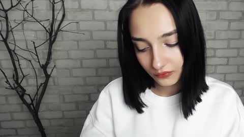 Snapshot of veryveryshygirl chatting on 2, 1, 2025 Ana online show from 2, 1, 2025