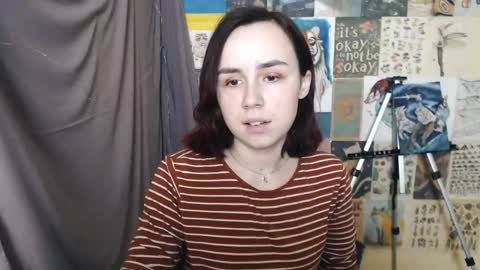 veryveryvery_shy online show from 9, 1, 2025