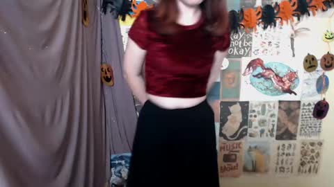 veryveryvery_shy online show from 29, 10, 2025