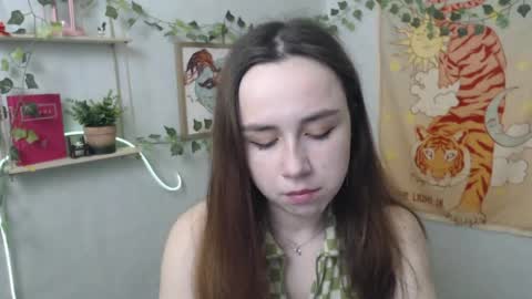 veryveryvery_shy online show from 27, 4, 2026
