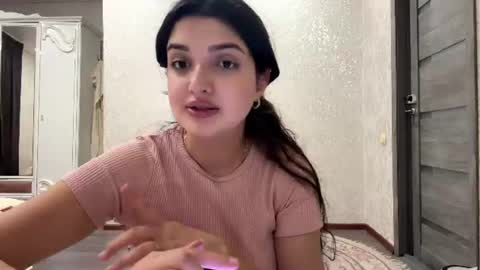 Izzabel online show from 28, 7, 2026