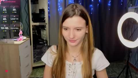 Snapshot of vett1a chatting on 11, 10, 2025 vett1a online show from 11, 10, 2025