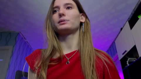 Snapshot of vett1a chatting on 12, 11, 2025 vett1a online show from 12, 11, 2025