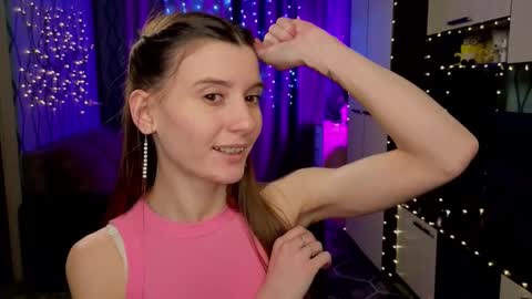 Snapshot of vett1a chatting on 18, 12, 2025 vett1a online show from 18, 12, 2025