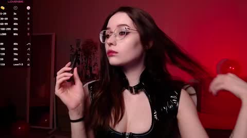 Iva  online show from 8, 3, 2025