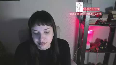 VIKA online show from 4, 3, 2025